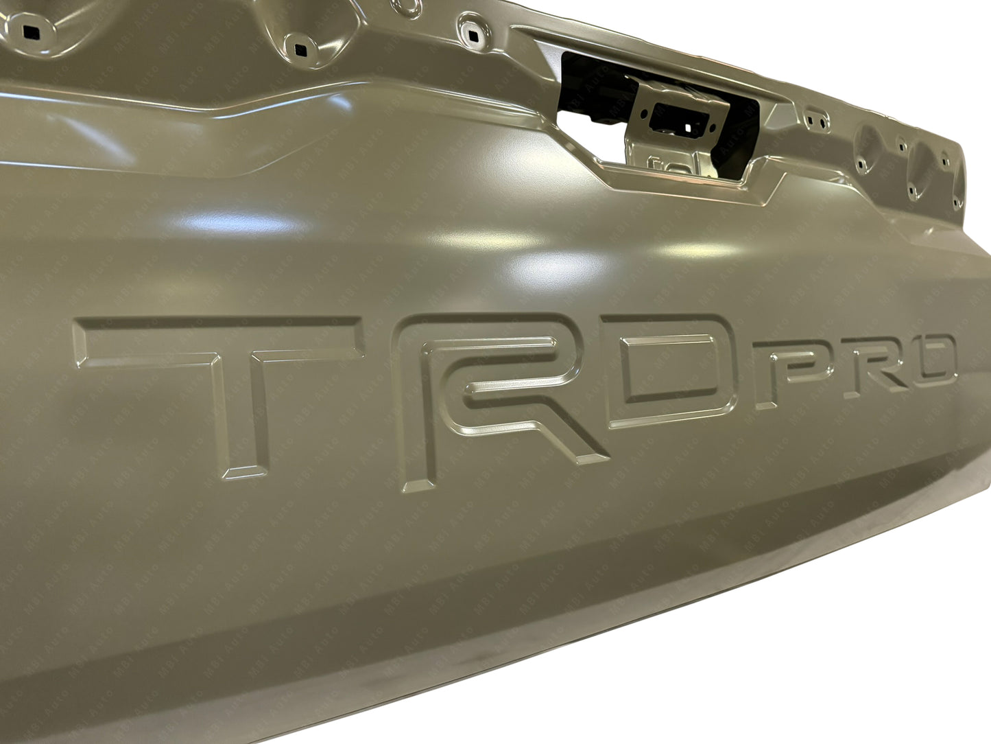 OEM Toyota Tundra 2022 - 2025 Tailgate Shell Painted To Match 22 - 25 657010C020 Bumper-King