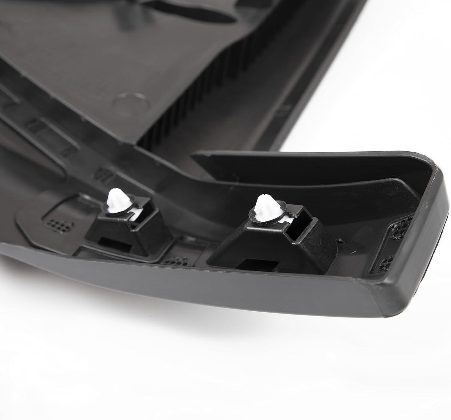 Chevrolet Silverado 2019 - 2022 Front Passenger Side Bumper End 19 - 22 GM1017111 Bumper-King