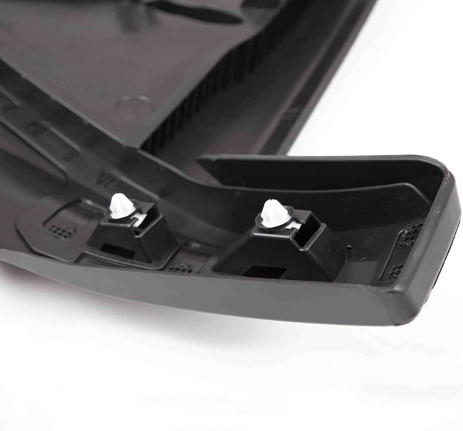 Chevrolet Silverado 2019 - 2022 Front Passenger Side Bumper End 19 - 22 GM1017111 Bumper-King