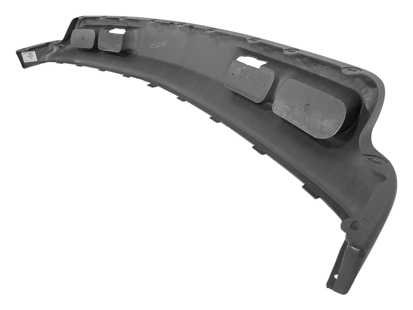 Chevrolet Silverado 1999 - 2002 Front Textured Lower Valance 99 - 02 GM1092168 Bumper King