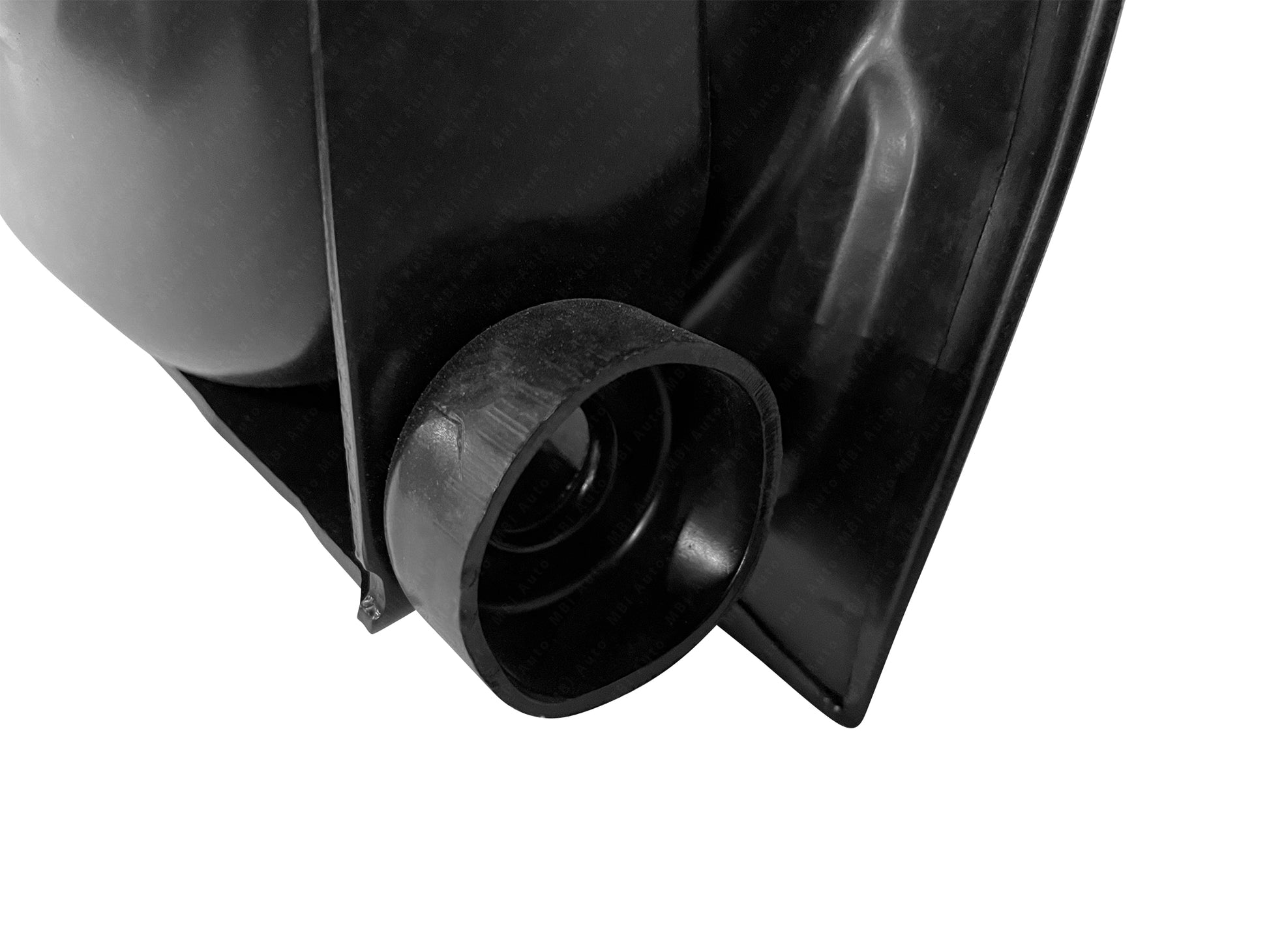 Chevrolet Colorado & GMC Canyon 2015 - 2022 Tailgate Shell 15 - 22 GM1900131 Bumper-King